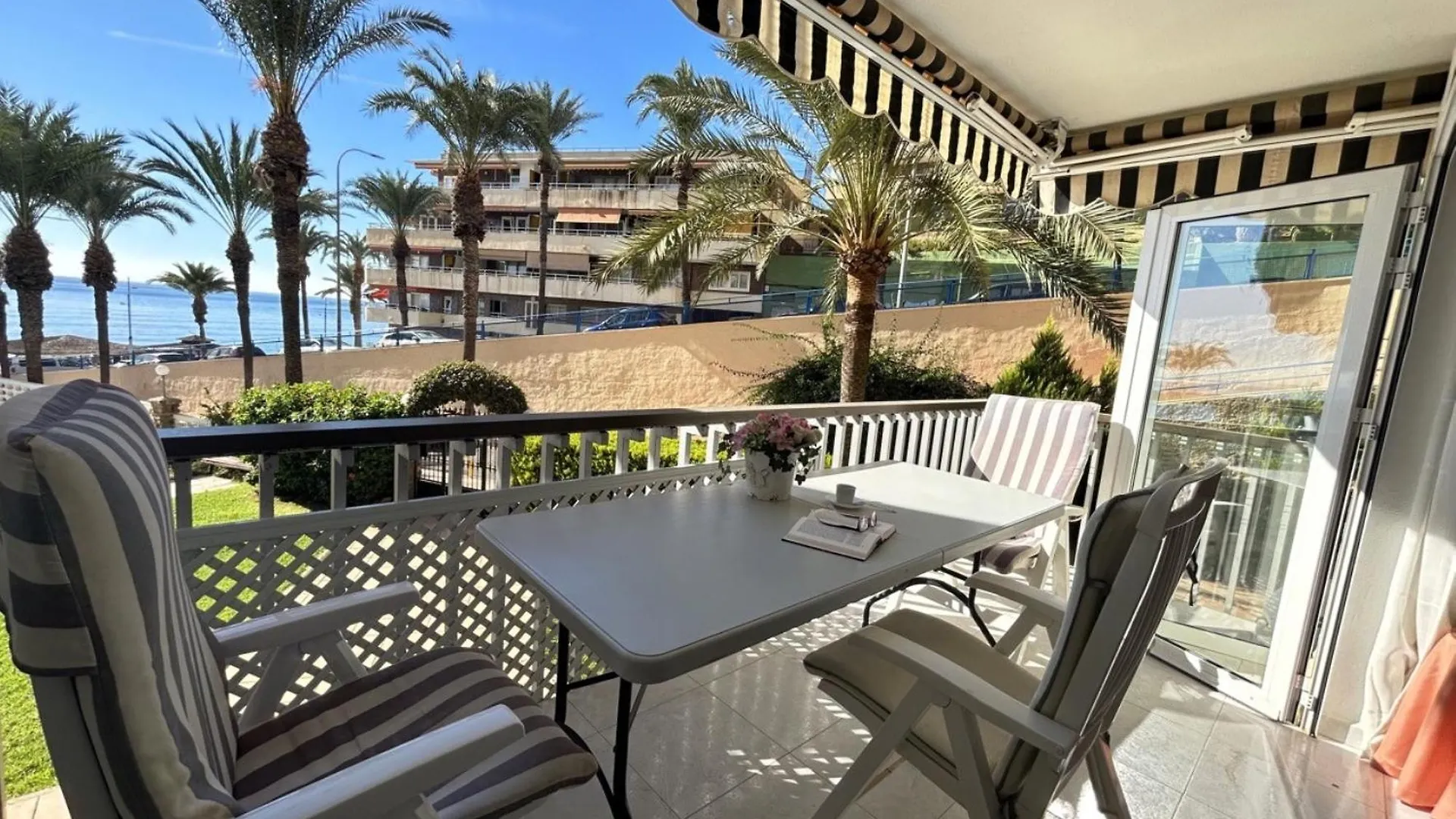 El Yate Apartman Aguadulce
